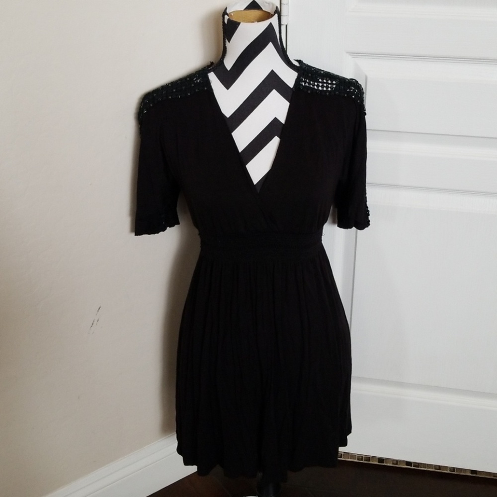 Soul Revival Crochet BlingOpen Shoulder Dress NWOT